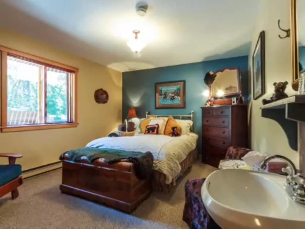 Golden Dreams B&B Уислър Екстериор снимка