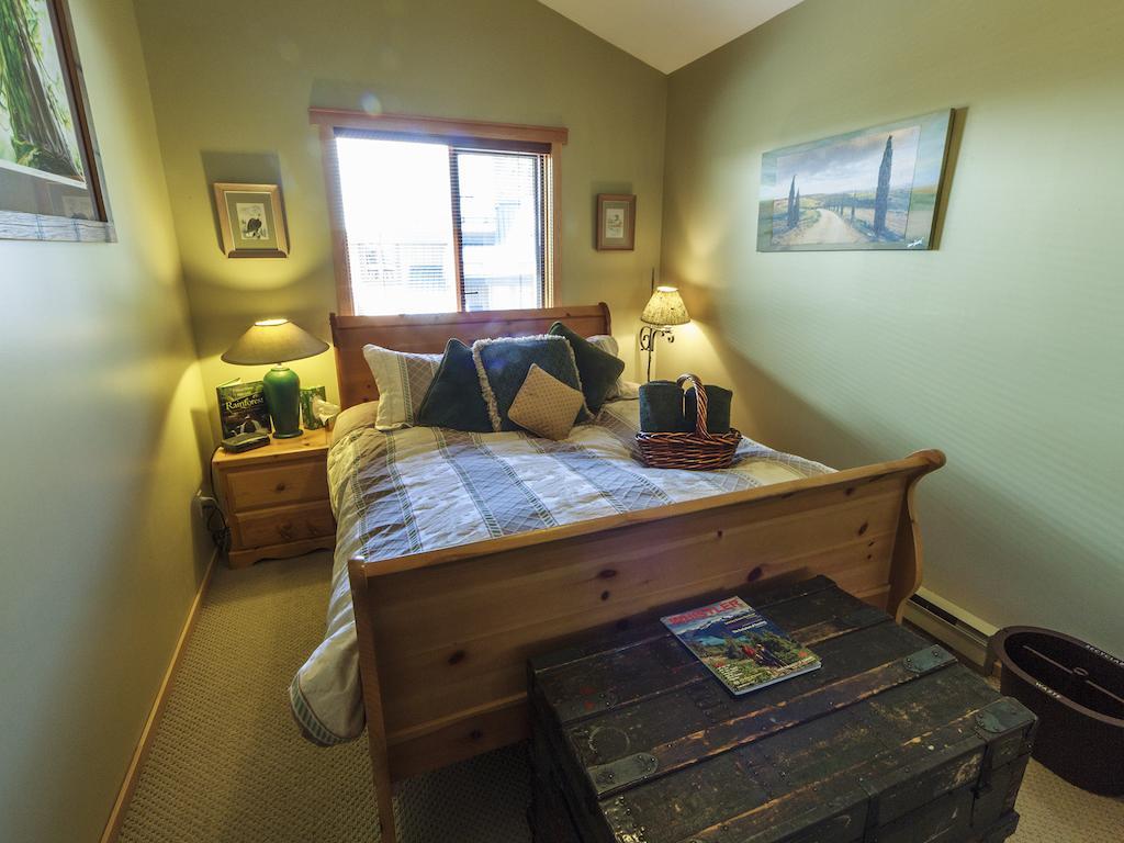 Golden Dreams B&B Уислър Стая снимка