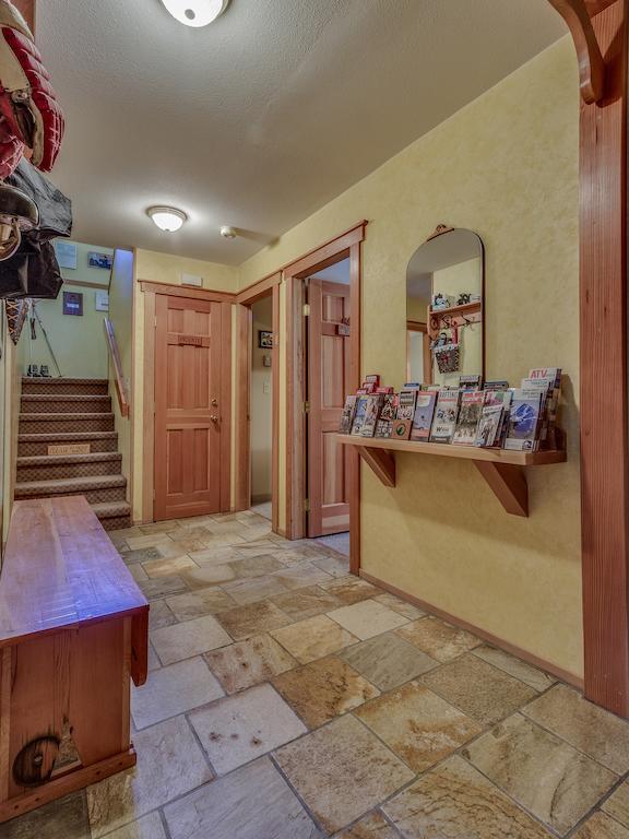 Golden Dreams B&B Уислър Стая снимка