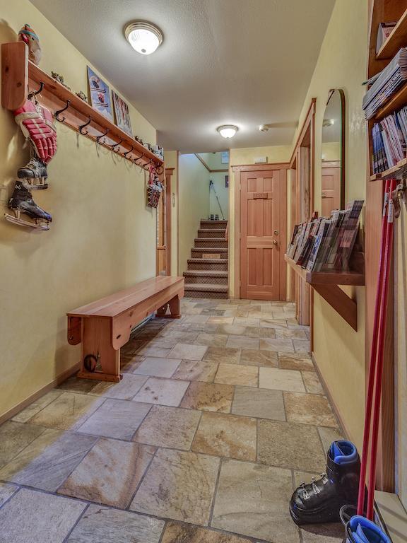 Golden Dreams B&B Уислър Стая снимка
